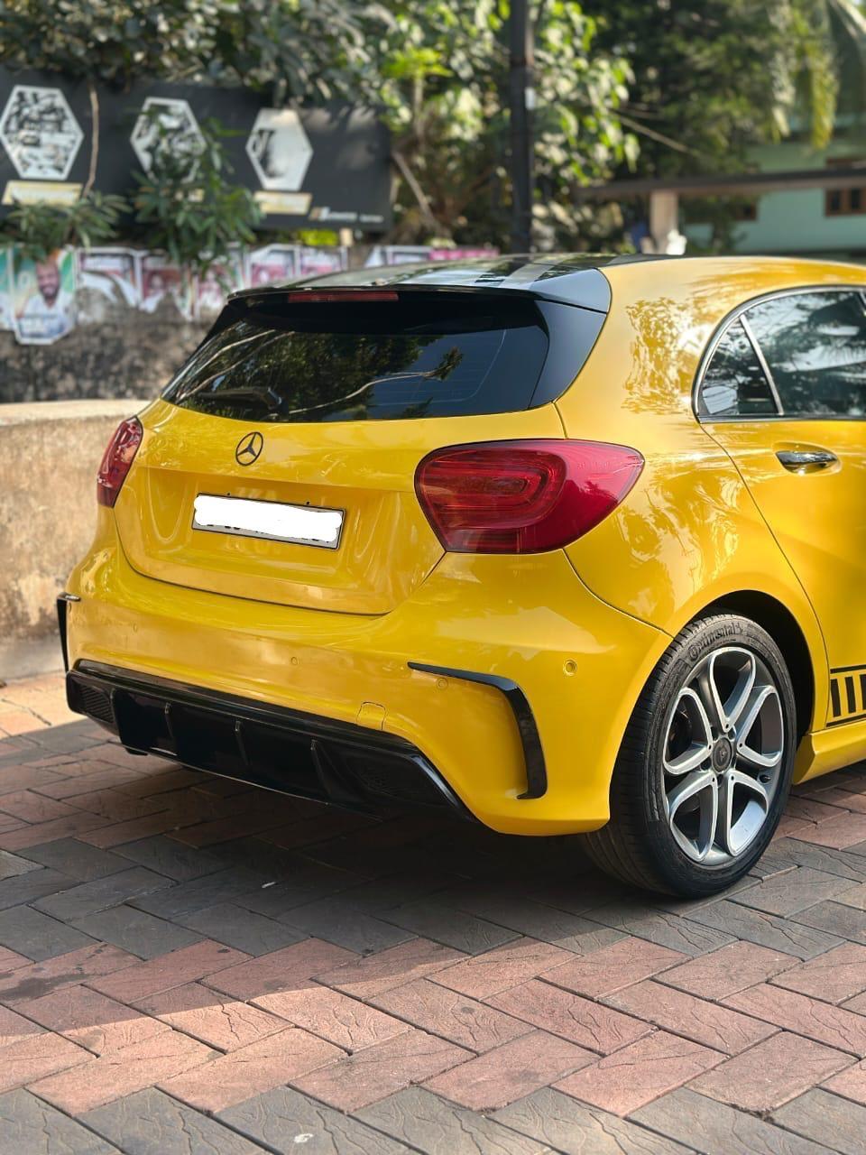 Benz A180 Yellow
