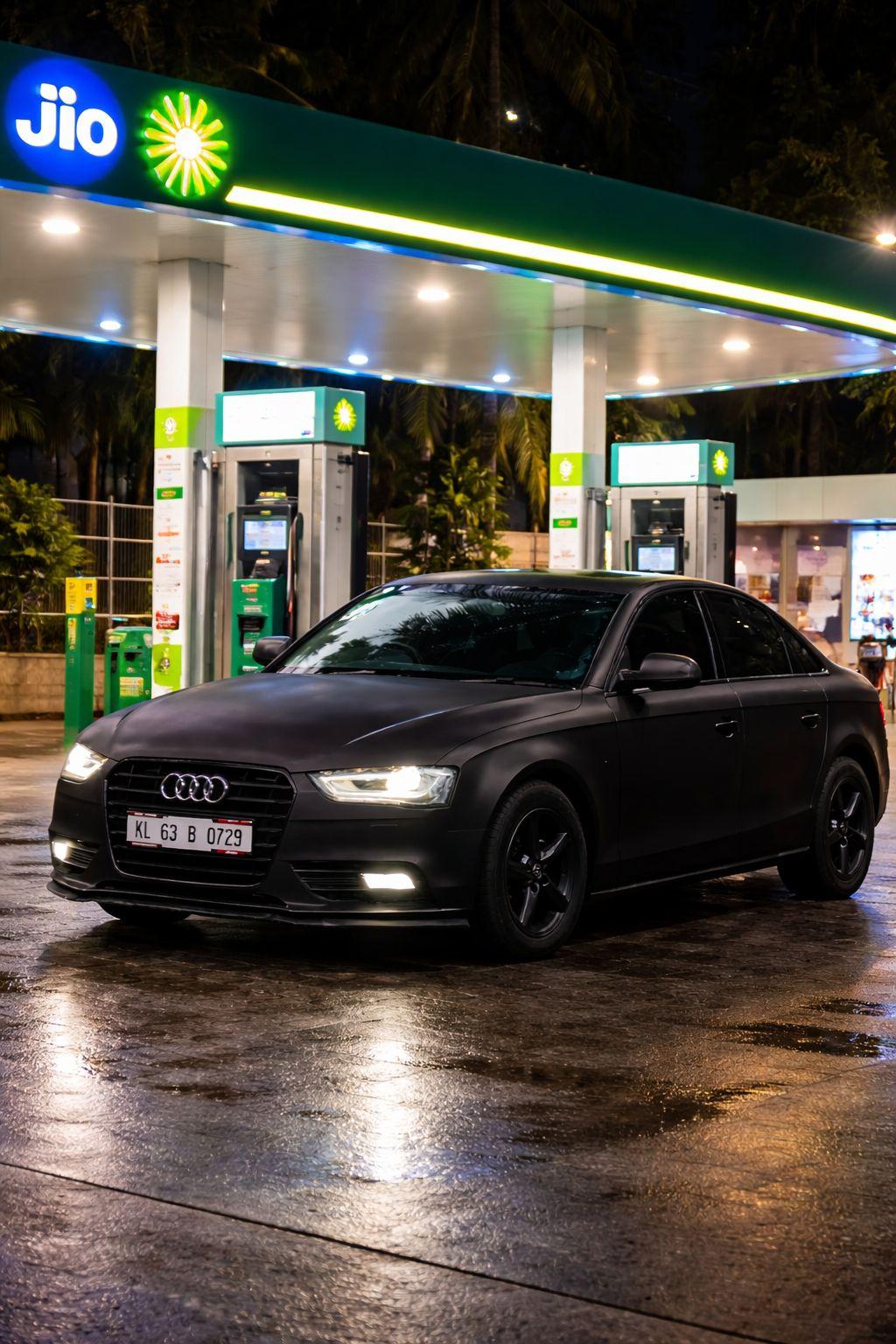Audi A4 Matblack