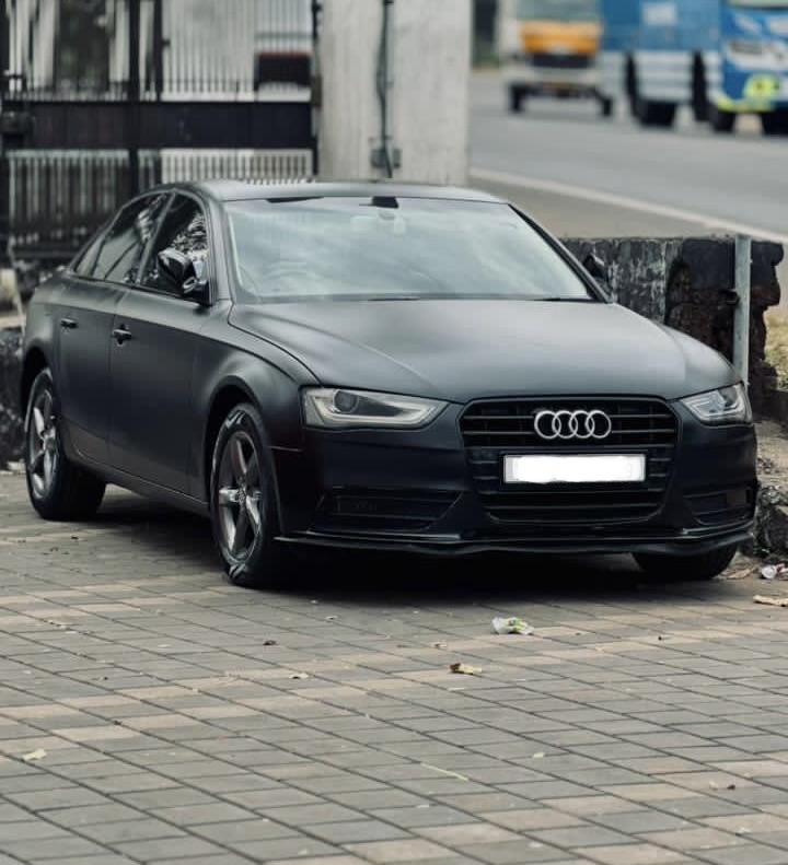 Audi A4 Matblack