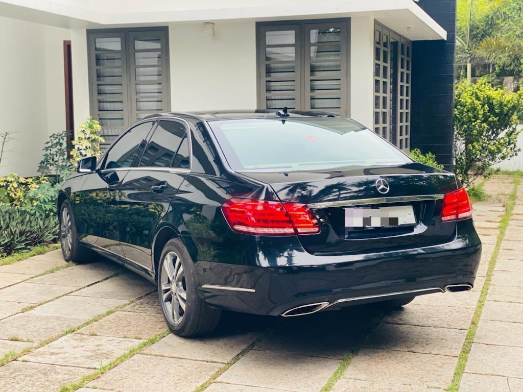 Mercedes Benz E220 Black