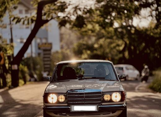 Mercedes Benz W123