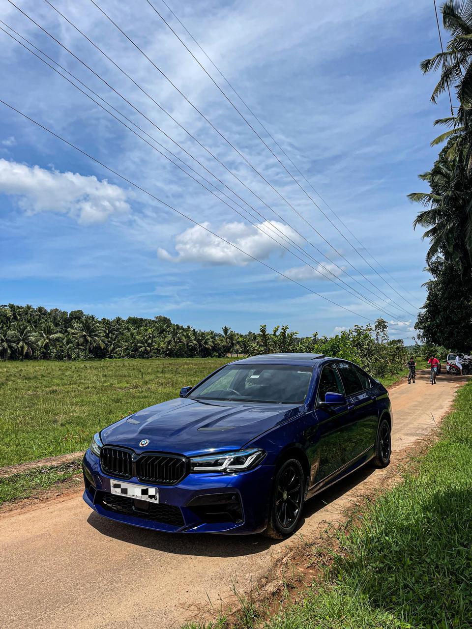 BMW M5 Blue