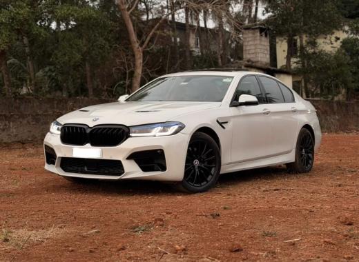 BMW M5 White