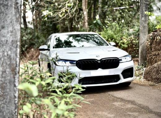 BMW M5 White
