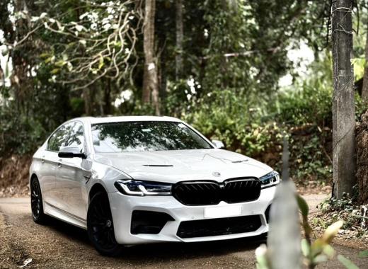 BMW M5 White