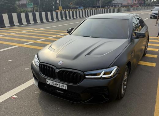 BMW M5 Matblack
