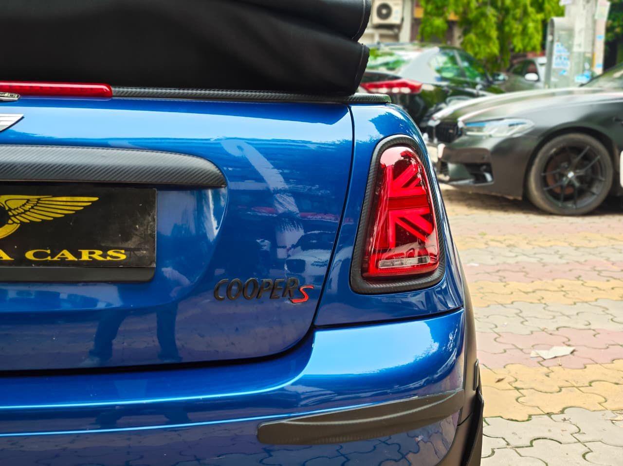 Mini Cooper S Convertible Blue
